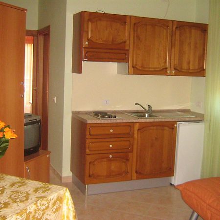 Il Casale Aparthotel Martinsicuro Buitenkant foto