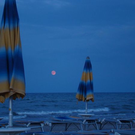 Il Casale Aparthotel Martinsicuro Buitenkant foto