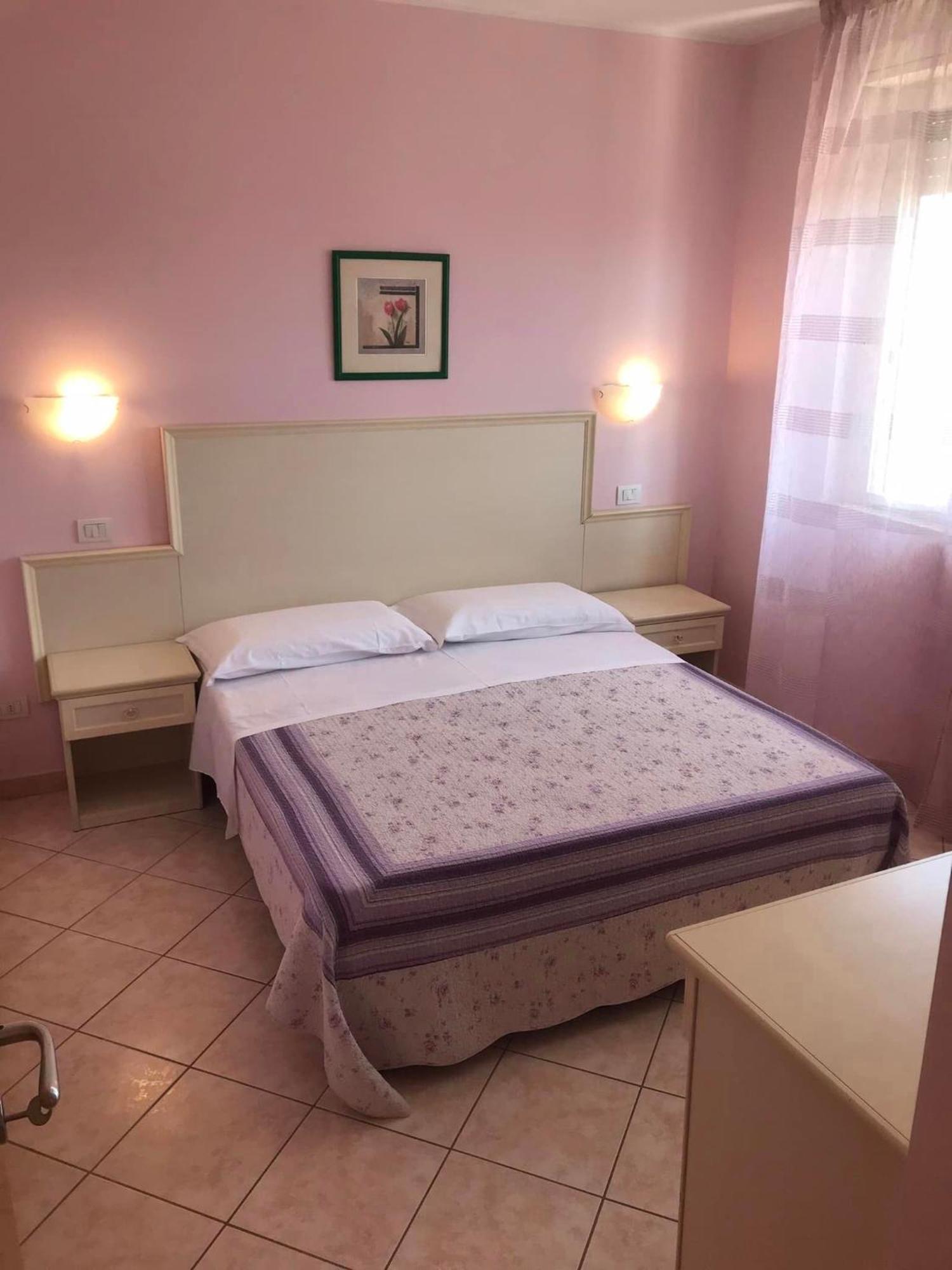 Il Casale Aparthotel Martinsicuro Buitenkant foto