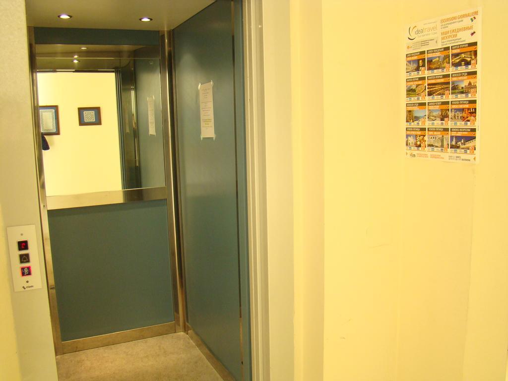 Il Casale Aparthotel Martinsicuro Buitenkant foto